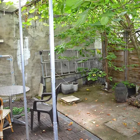 Mitten In Koeln,ideal Fuer Grosse Gruppen, Bis Zu 7personen