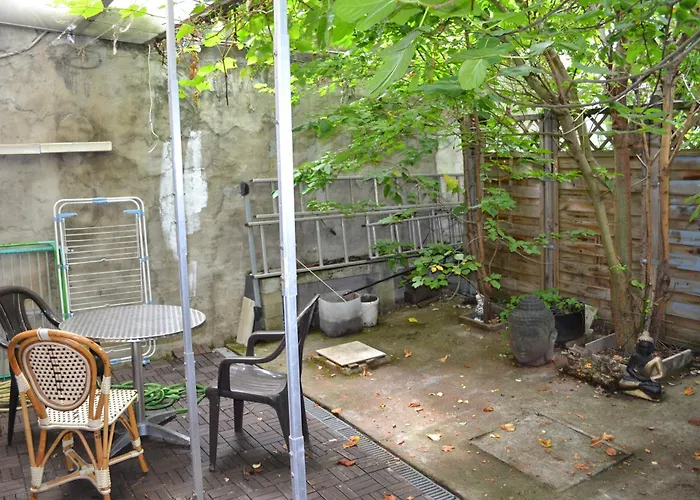 Mitten In Koeln,ideal Fuer Grosse Gruppen, Bis Zu 7personen